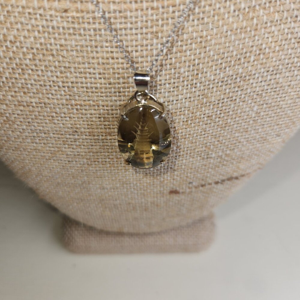 Etched Glass Pagoda Necklace - Picture 5 of 12